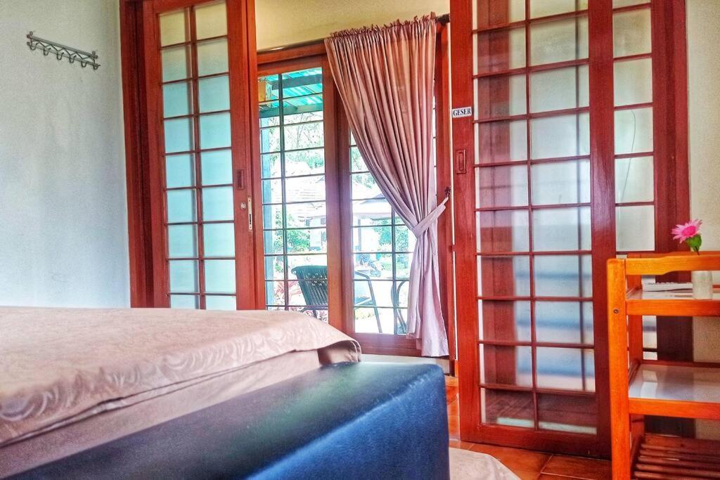 Designer Villa Tokyo Чіанджур Екстер'єр фото